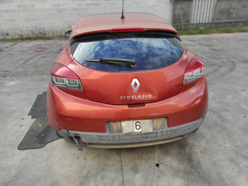 RENAULT MEGANE III COUPE — vehículo donante para recambios 