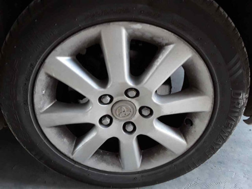 LLANTA TOYOTA AVENSIS BERLINA (T25) 