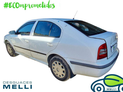 SKODA OCTAVIA BERLINA (1U2)