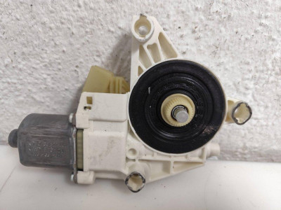 MOTOR ELEVALUNAS DELANTERO IZQUIERDO, MERCEDES-BENZ, CLASE C (BM 204) BERLINA