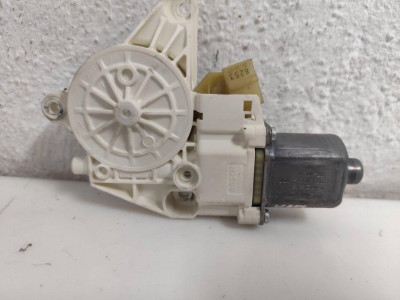 MOTOR ELEVALUNAS DELANTERO IZQUIERDO, MERCEDES-BENZ, CLASE C (BM 204) BERLINA