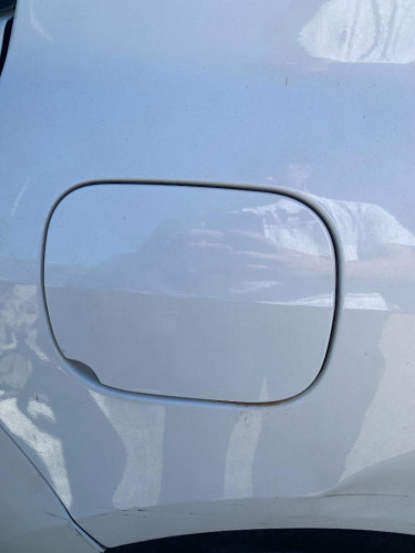 TAPA EXTERIOR COMBUSTIBLE RENAULT CLIO III 