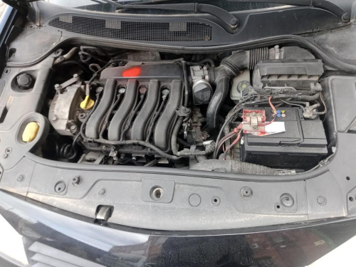  RENAULT MEGANE II BERLINA 3P 