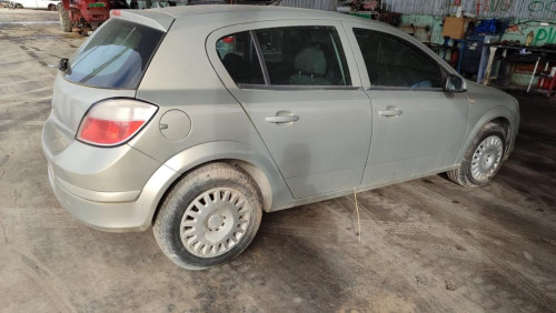  OPEL ASTRA H BERLINA 
