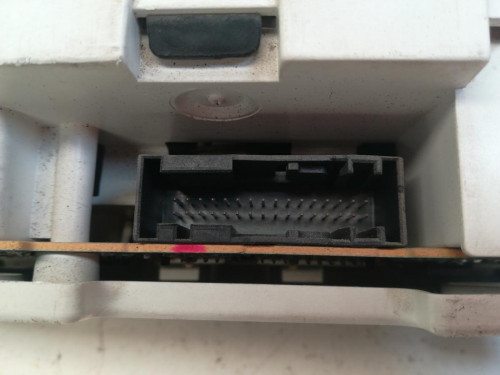  CUADRO INSTRUMENTOS Ford FIESTA BERLINA 