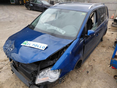 VOLKSWAGEN TOURAN (1T2)