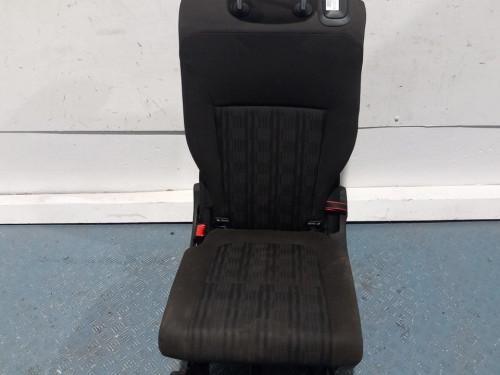 ASIENTOS TRASERO IZQUIERDO Opel ZAFIRA C TOURER 