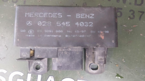 CAJA PRECALENTAMIENTO Mercedes-Benz CLASE E (BM 210) BERLINA 