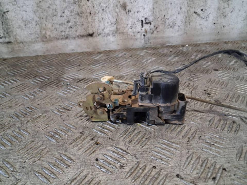 CERRADURA PUERTA DELANTERA DERECHA 