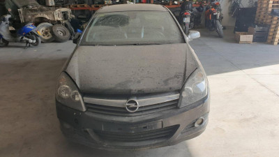 OPEL ASTRA H BERLINA