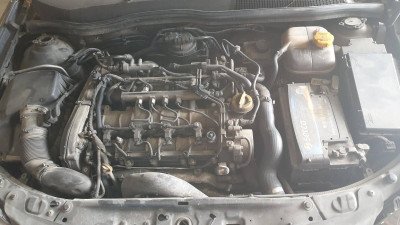 OPEL ASTRA H BERLINA