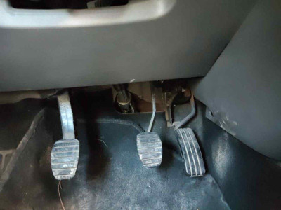 PEDAL ACELERADOR