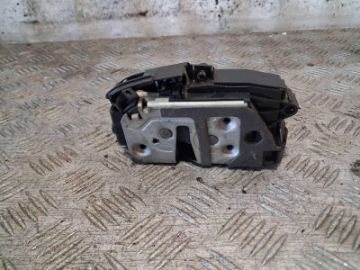 CERRADURA PUERTA TRASERA DERECHA