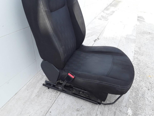ASIENTO DELANTERO IZQUIERDO Citroen C-ELYSÉE 