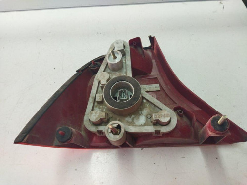 PILOTO TRASERO DERECHO Ford FOCUS BERLINA (CAK) 
