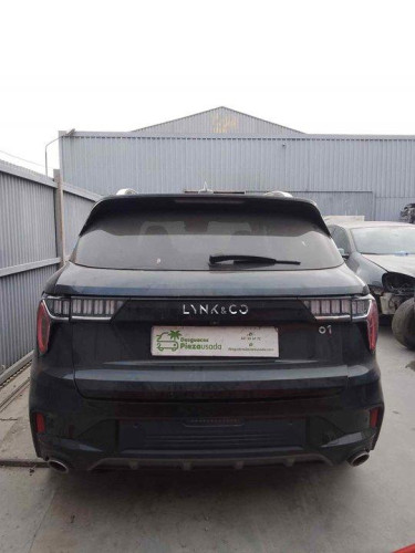 LYNK &amp; CO 01 — vehículo donante para recambios 