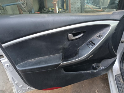 HYUNDAI I30 (GD)