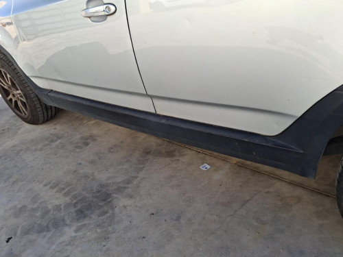 FALDON LATERAL BMW SERIE X3 (E83) 