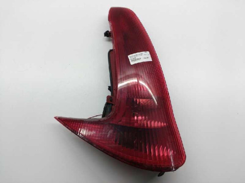  PILOTO TRASERO IZQUIERDO Peugeot 206 SW 
