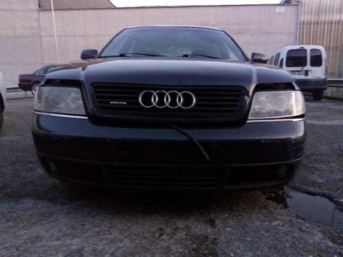  AUDI A6 BERLINA (4B2) 