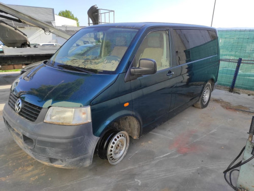 VOLKSWAGEN T5 TRANSPORTER FURGÓN/COMBI (7H) — Donor Vehicle for Used Parts 