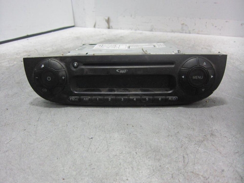  SISTEMA AUDIO / RADIO CD Fiat 500 (150) BERLINA 