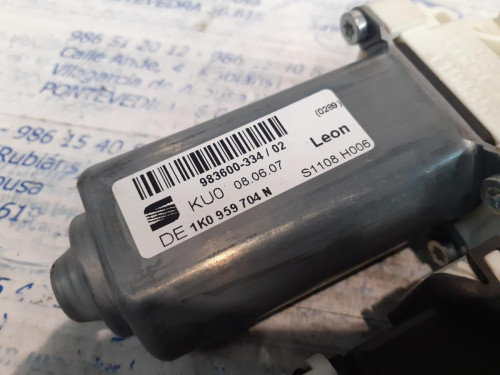  MOTOR ELEVALUNAS TRASERO DERECHO 