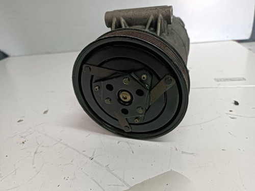  COMPRESOR AIRE ACONDICIONADO 