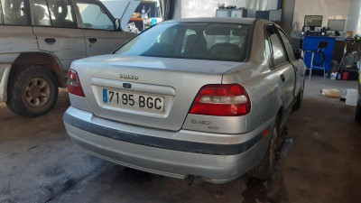 VOLVO S40 BERLINA