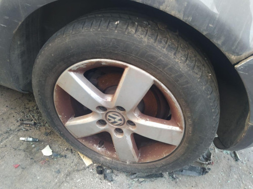 PASO RUEDA TRASERO IZQUIERDO VOLKSWAGEN GOLF V (1K1)(10.2003) 