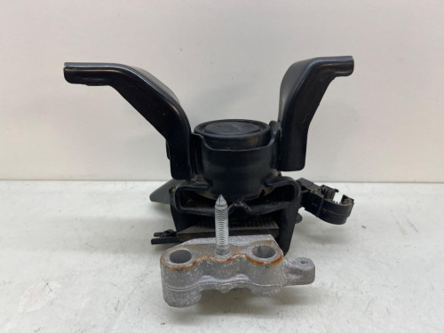 SOPORTE MOTOR Toyota AURIS (E18) 