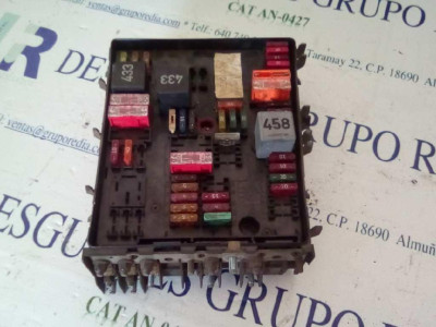 CAJA RELES / FUSIBLES, VOLKSWAGEN, GOLF V (1K1)(10.2003)