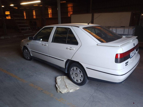 SEAT TOLEDO (1L) — vehículo donante para recambios 