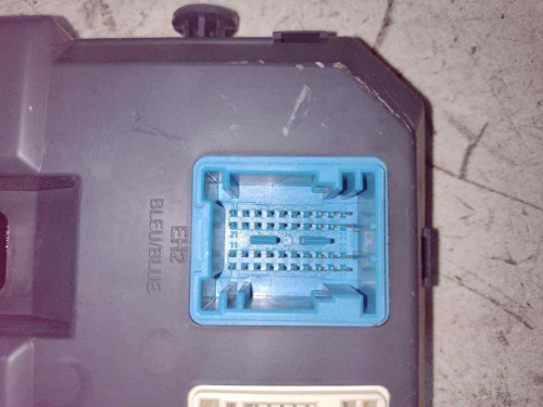 CAJA RELES / FUSIBLES CITROEN DS3 
