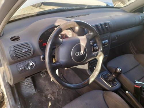  AUDI A3 (8L) 