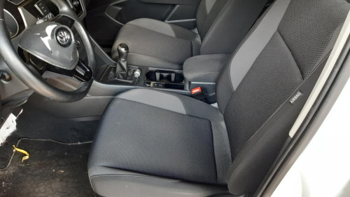  VOLKSWAGEN TOURAN (5T1) 