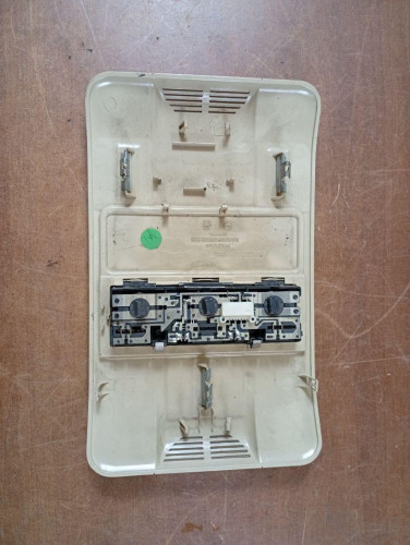 LUZ INTERIOR Land Rover RANGE ROVER (LM) 