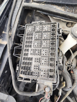 CAJA RELES / FUSIBLES, CHEVROLET, REZZO