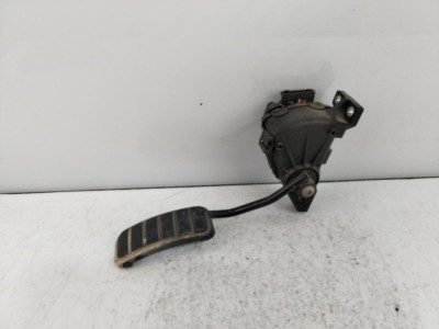 PEDAL ACELERADOR