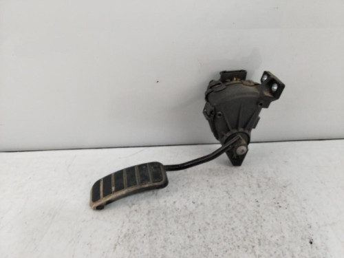 PEDAL ACELERADOR 