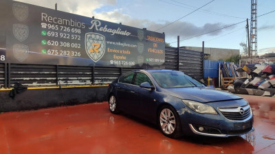 OPEL INSIGNIA BERLINA