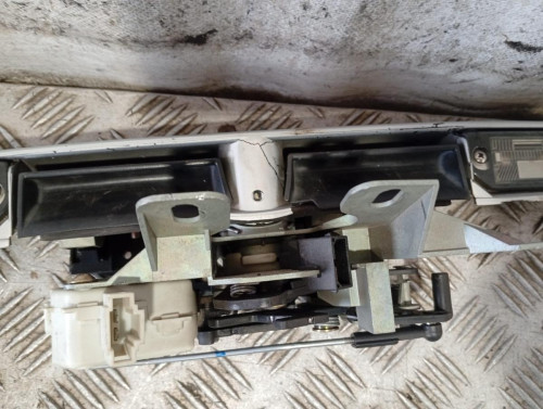 CERRADURA MALETERO / PORTON 