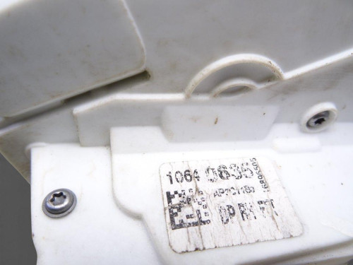 CERRADURA PUERTA DELANTERA DERECHA de segunda mano