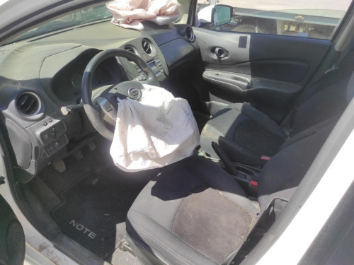 NISSAN NOTE (E12) — vehículo donante para recambios 
