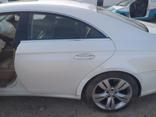 MERCEDES-BENZ CLS (BM 219) — vehículo donante para recambios 