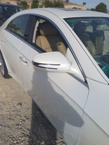 MERCEDES-BENZ CLS (BM 219) — vehículo donante para recambios 