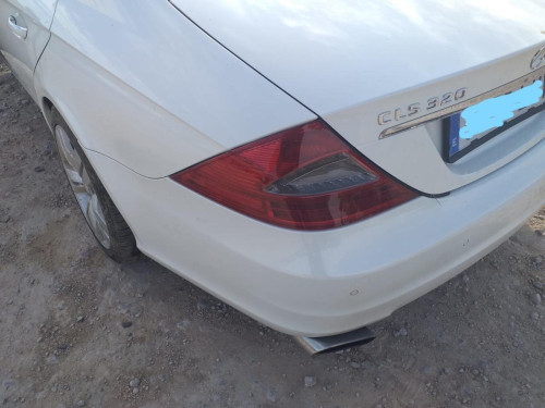 MERCEDES-BENZ CLS (BM 219) — vehículo donante para recambios 