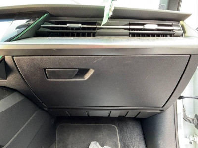 GUANTERA, AUDI, A3 SPORTBACK (8YA)