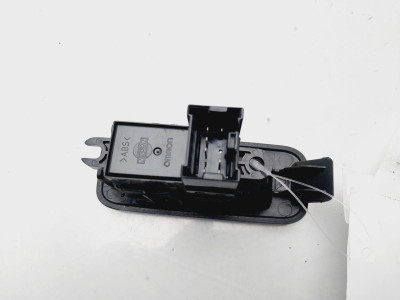 MANDO ELEVALUNAS DELANTERO DERECHO, Nissan, PRIMERA BERLINA (P12)