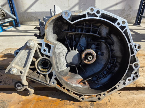  CAJA CAMBIOS OPEL CORSA E 